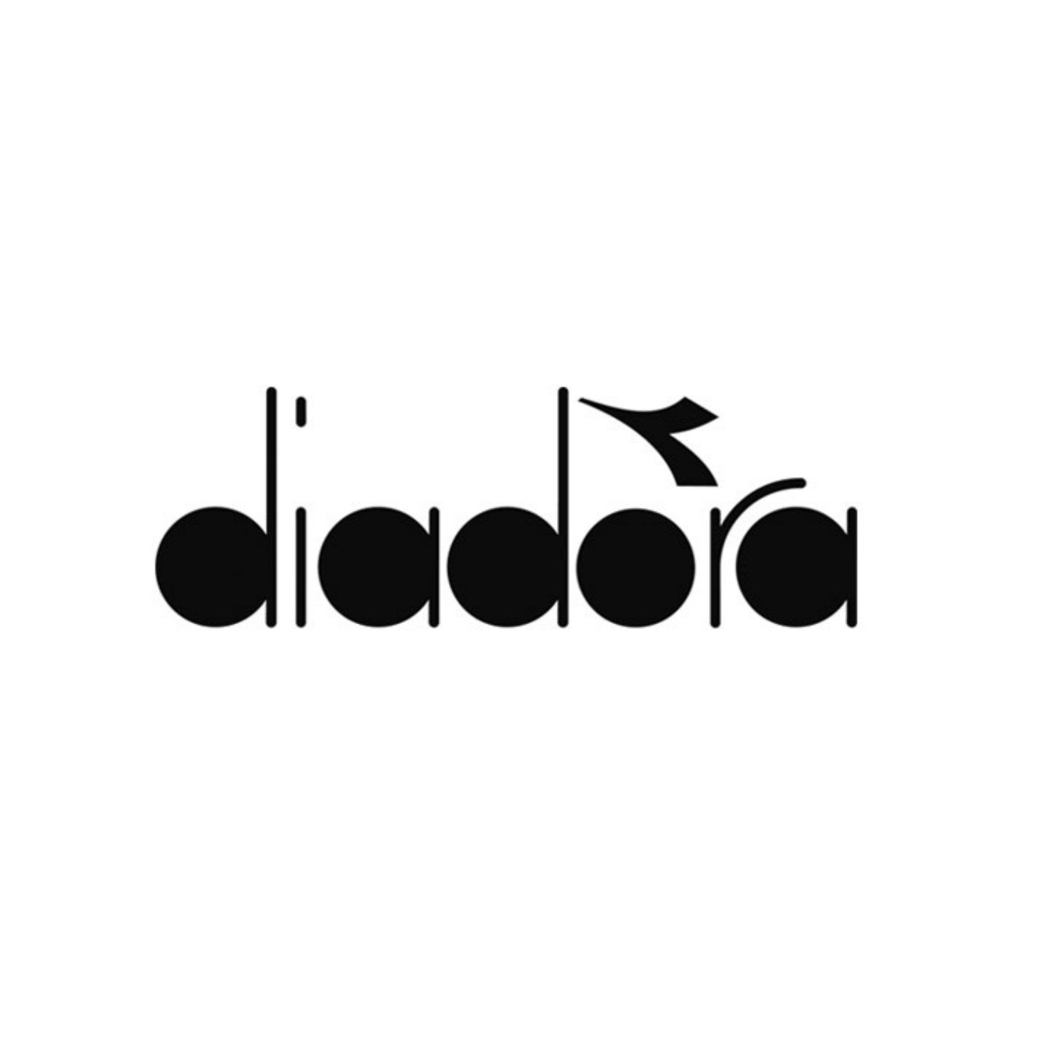 DIADORA