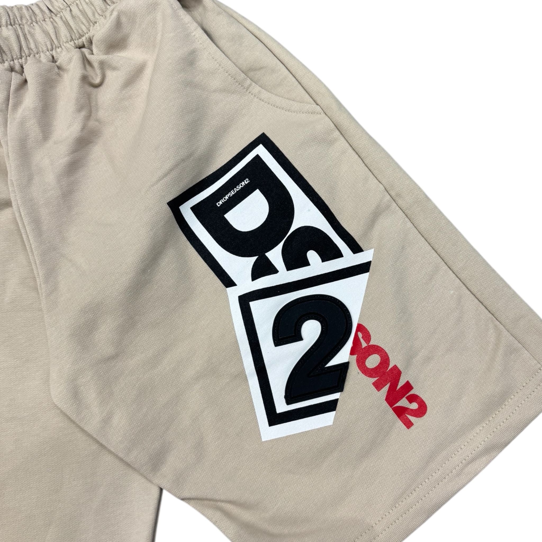 SHORT IN OTONE BEIGE